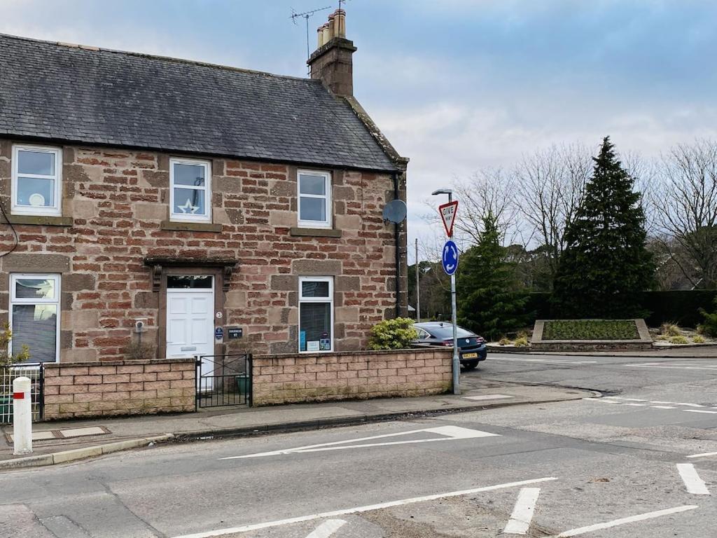 The Ramblers Rest - Whole Apartment - Pet Friendly - Close To Amenities And Walks Edzell エクステリア 写真